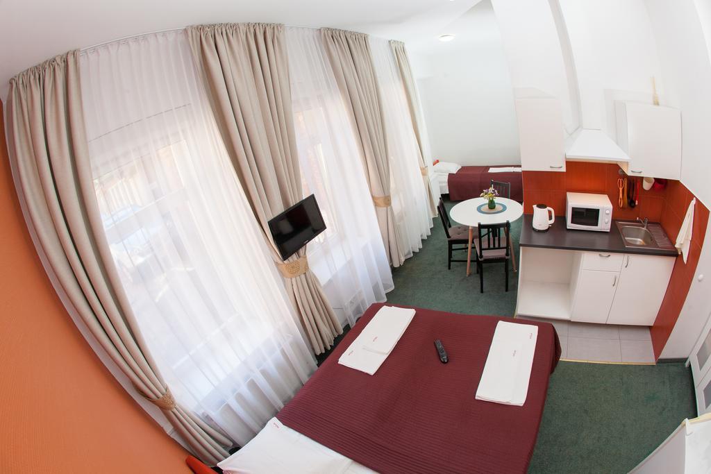 Moja Accommodation Kaunas Luaran gambar